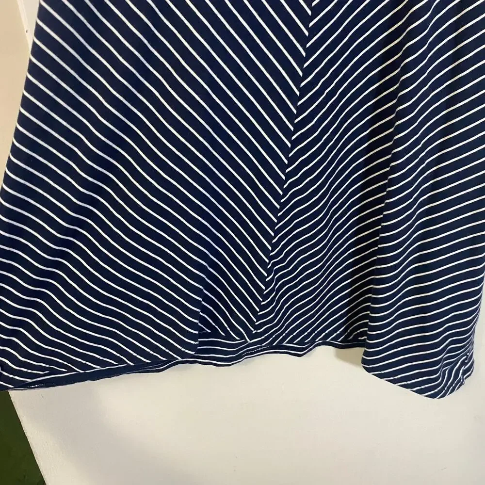 Columbia PFG Navy Blue & White Striped Pull On Knee Length Skirt Omni Wick Sz L